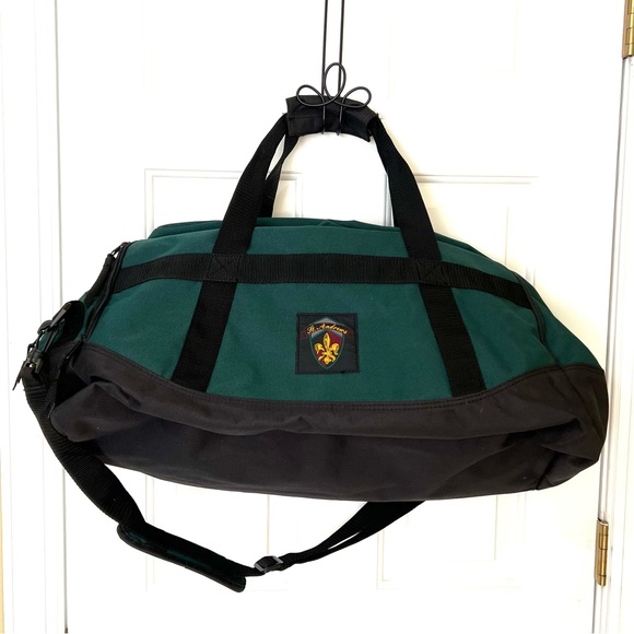 NWOT St. Andrews Logo College Green Travel Zip Duffel Bag - Picture 1 of 7